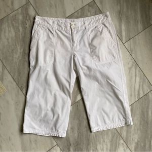 PATAGONIA | white | organic cotton | white | mid rise | size 8 | Bermuda